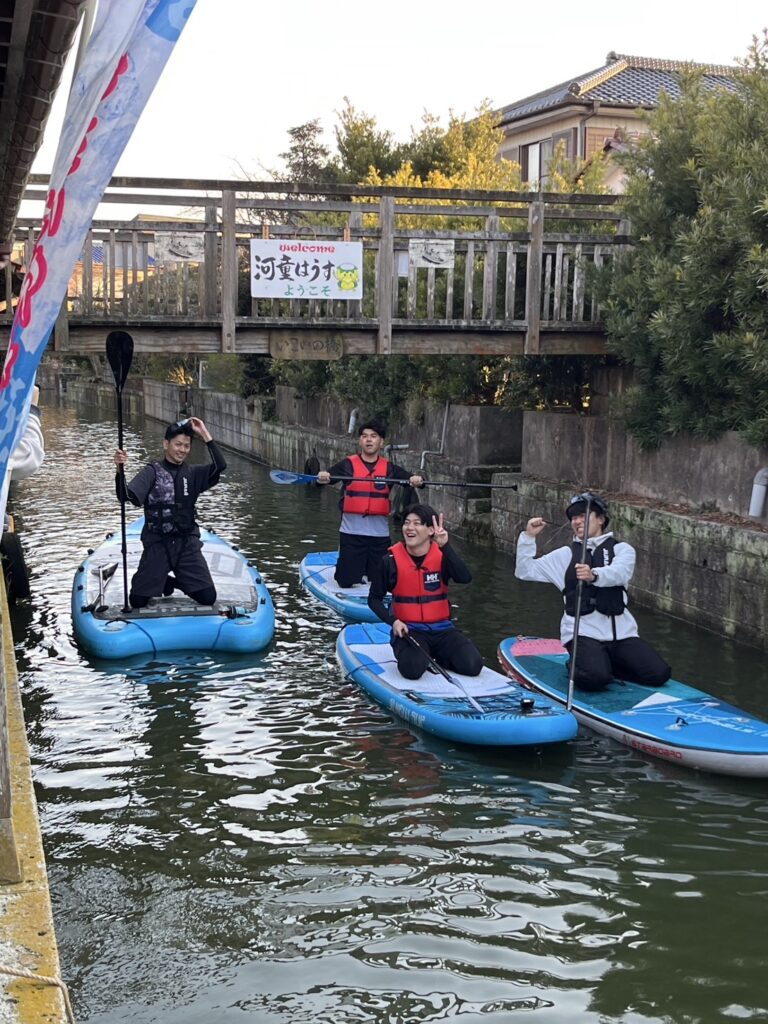 土佐兄妹河童はうすへSUP体験
