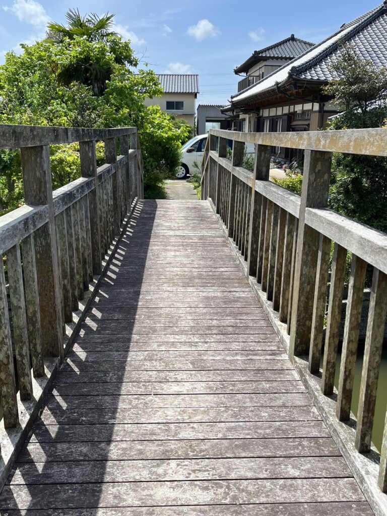 加藤洲十二橋河童はうす周辺